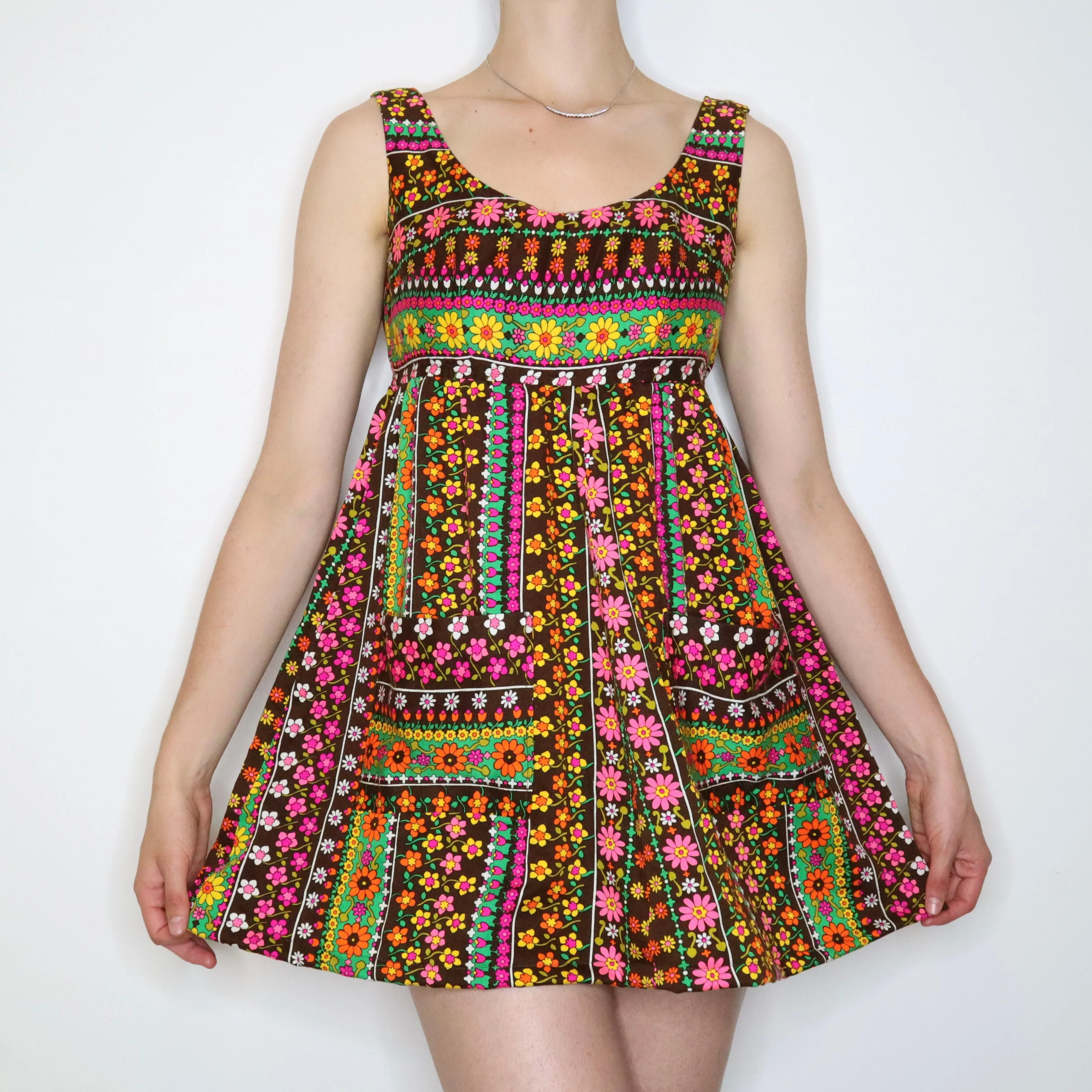 60s Flower Power Babydoll Dress (S-M) 