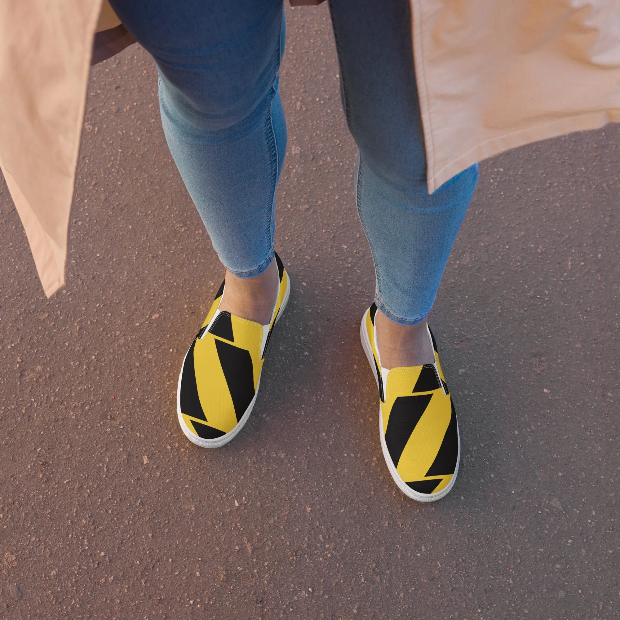 ARCHITECT Women’s Slip-On Canvas Shoes