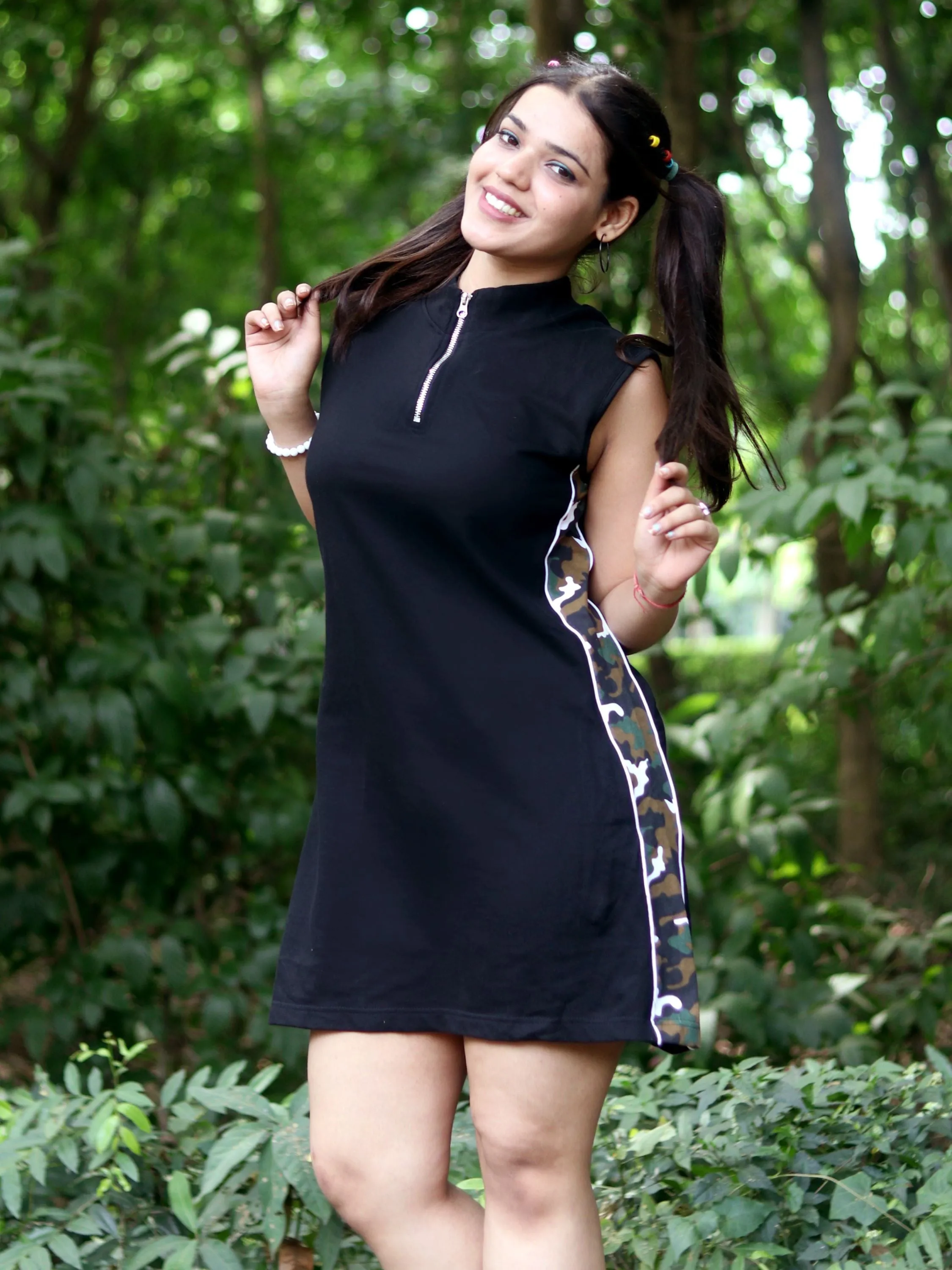 Body Fitted Knit Dress - Black