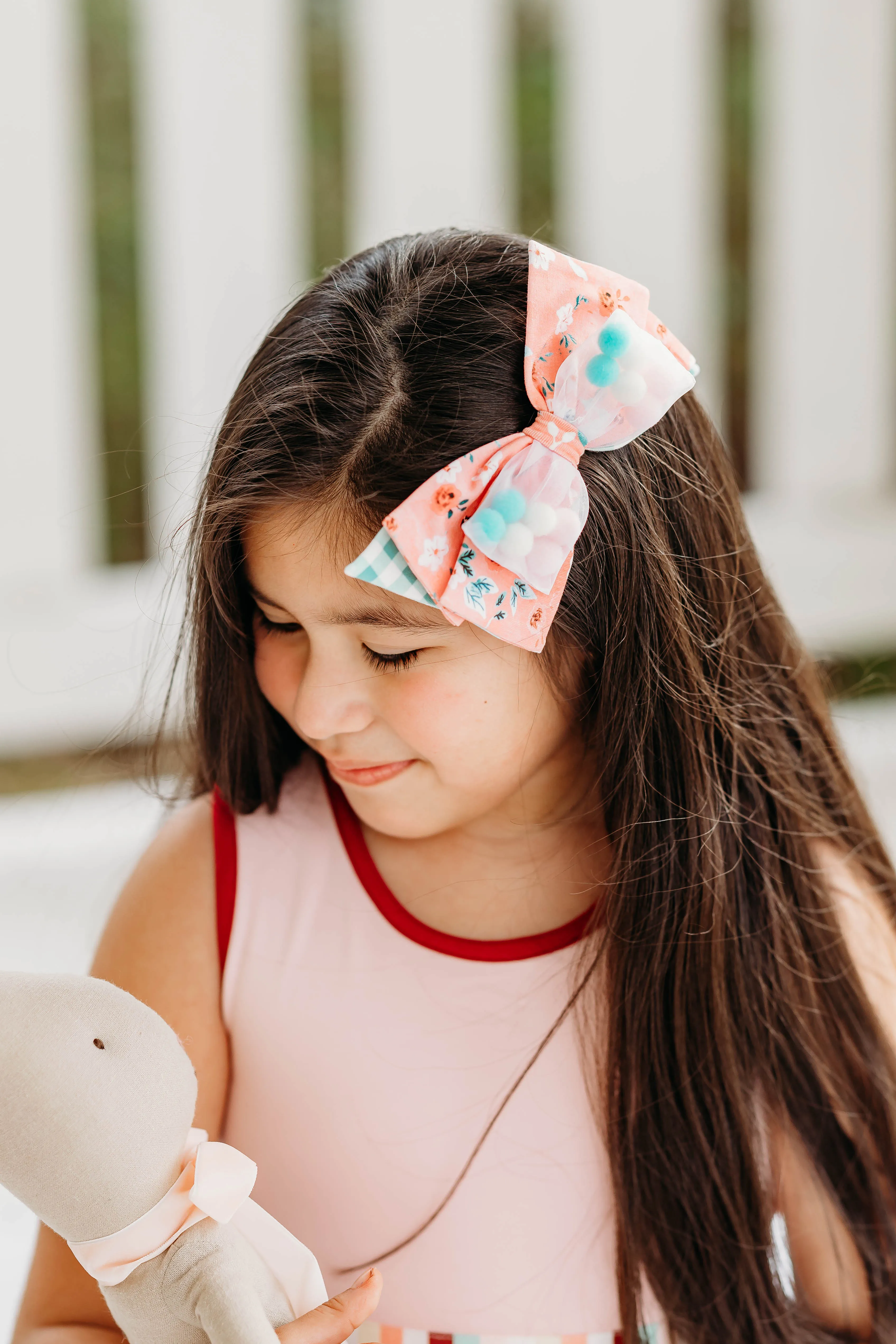 Cottontail Springs Pom Bow