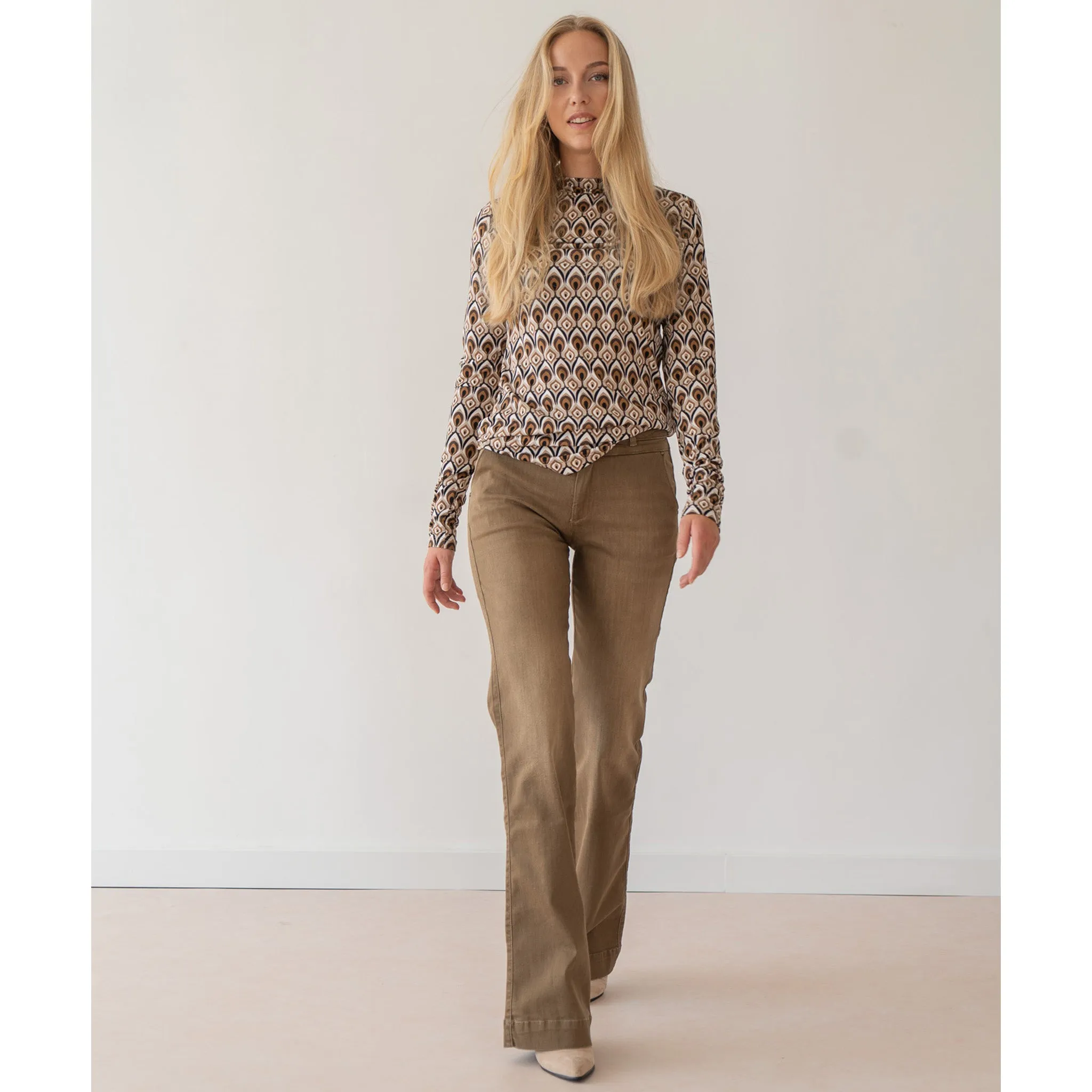 DNM Pure Brando-V Darkbrown