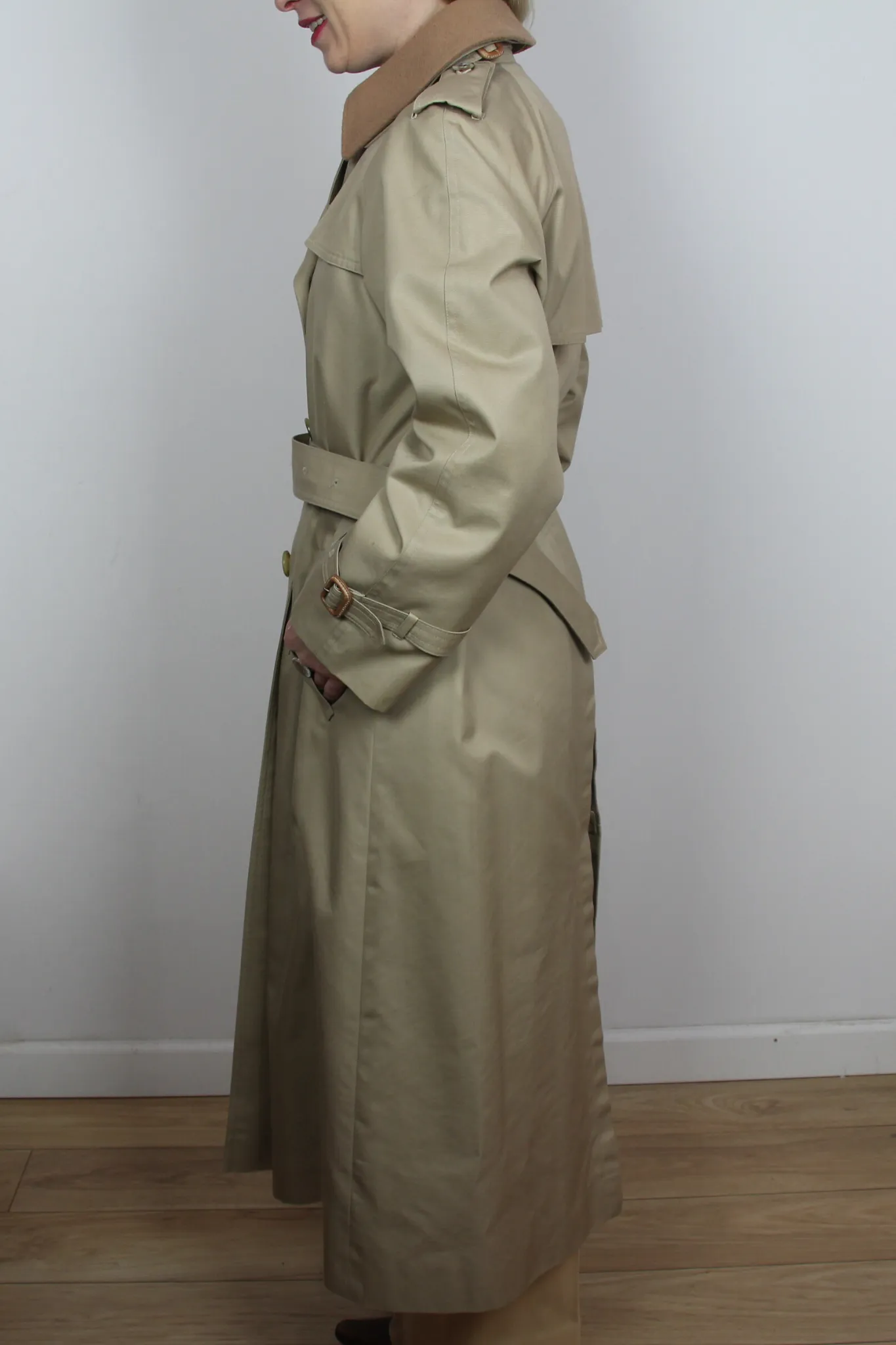 Fashion house Sanyo trench