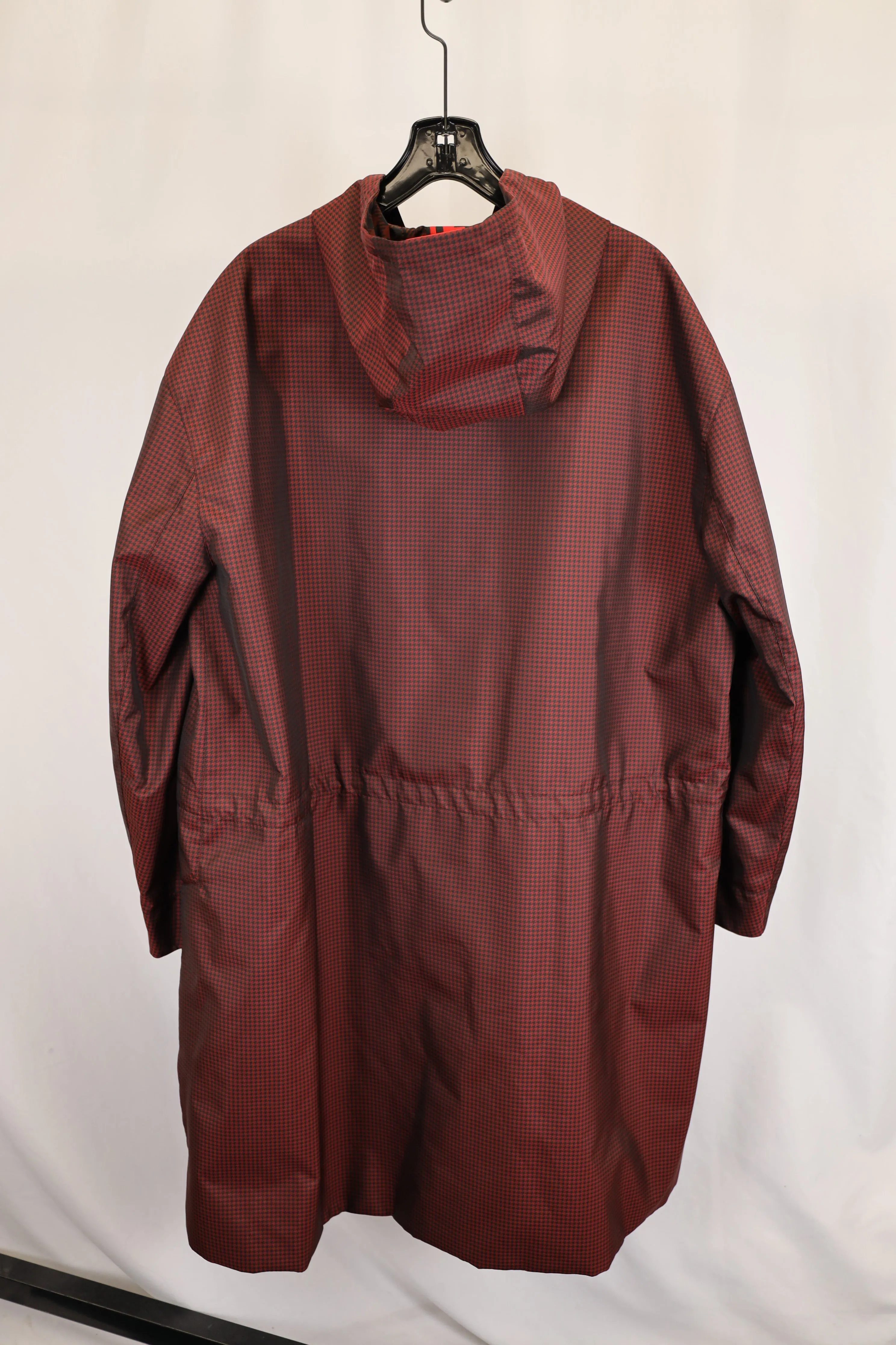 Fendi Houndstooth Print Reversible Parka Jacket in Red Polyester