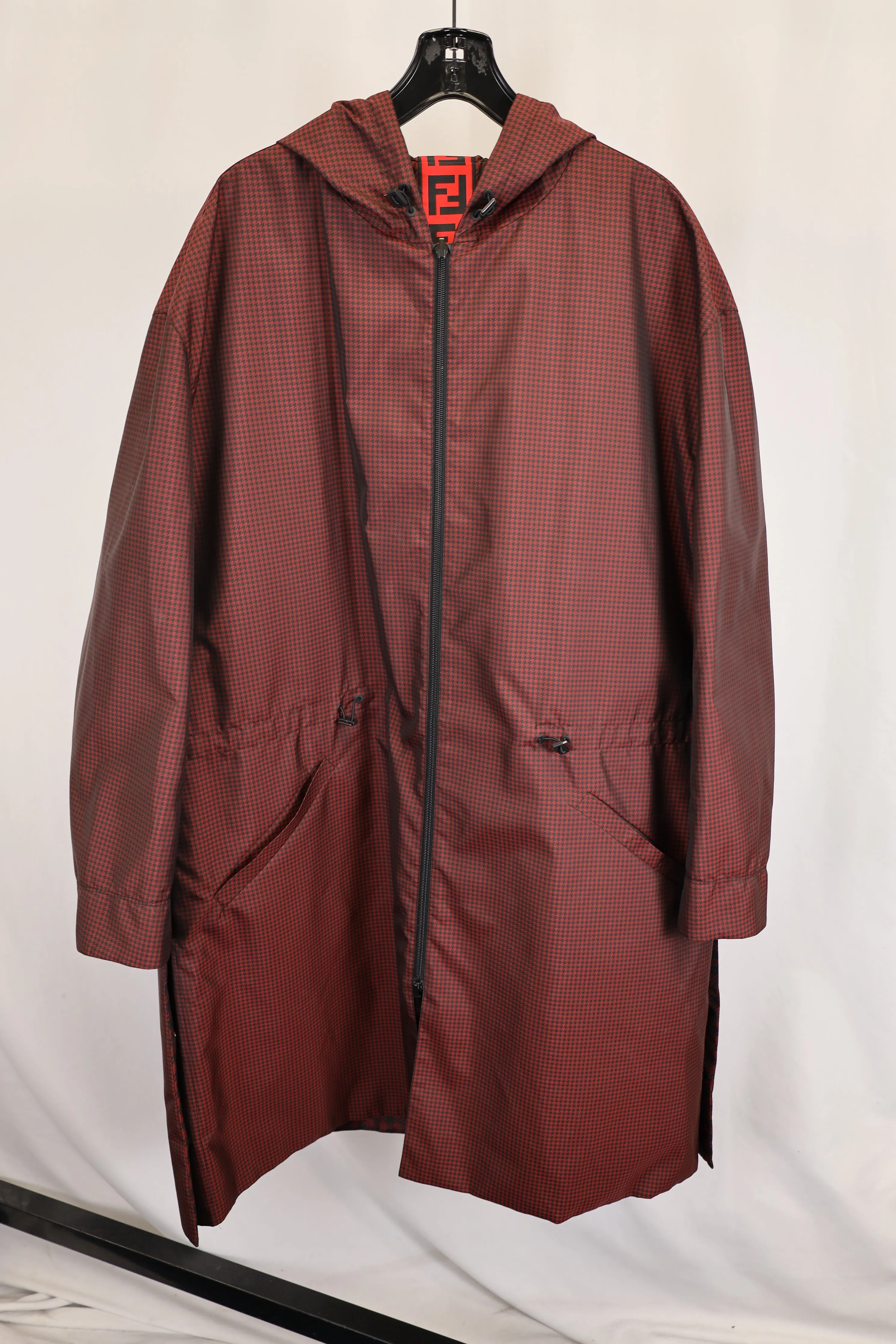 Fendi Houndstooth Print Reversible Parka Jacket in Red Polyester