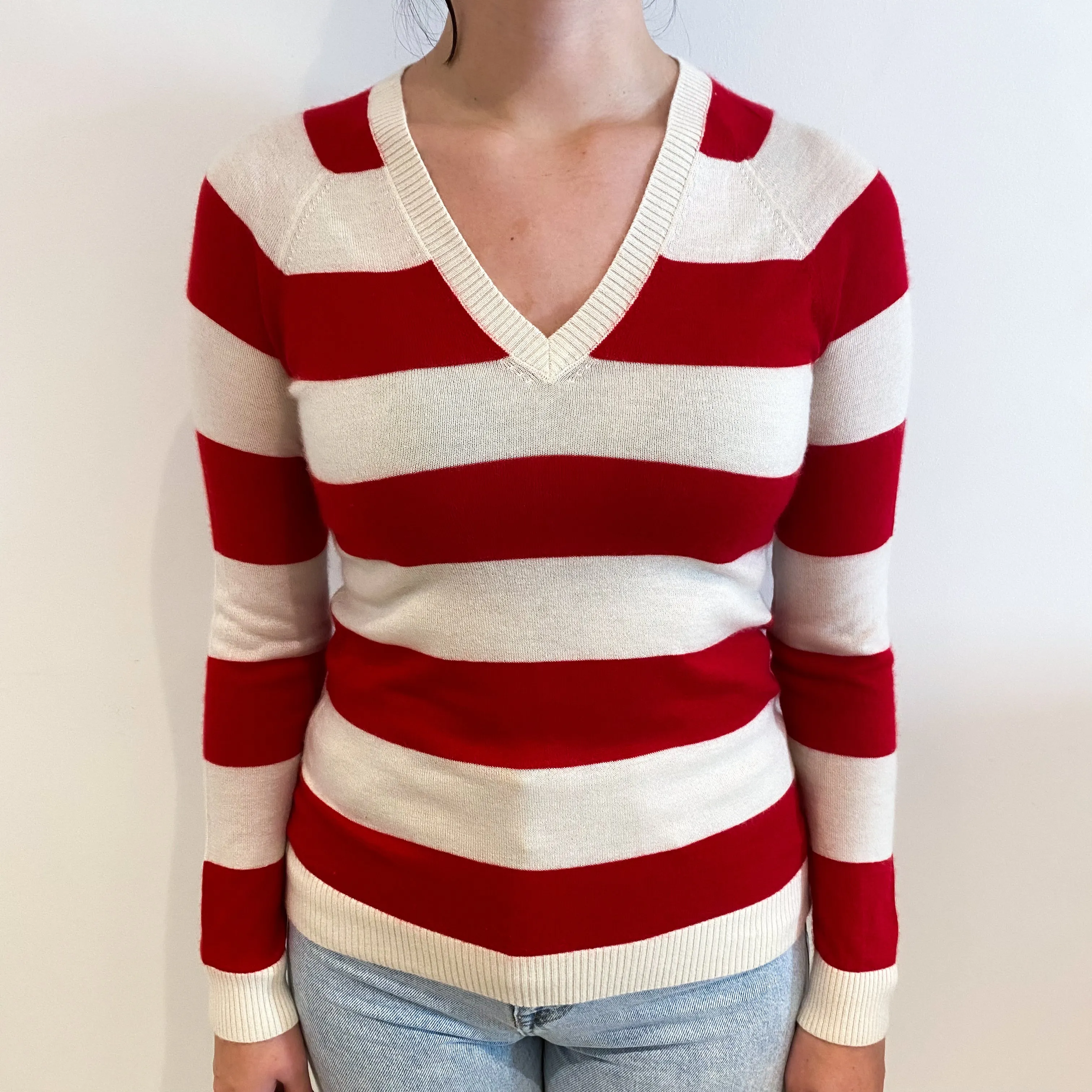Ivory and Red Stripe Lightweight Cashmere V-Neck Jumper Small