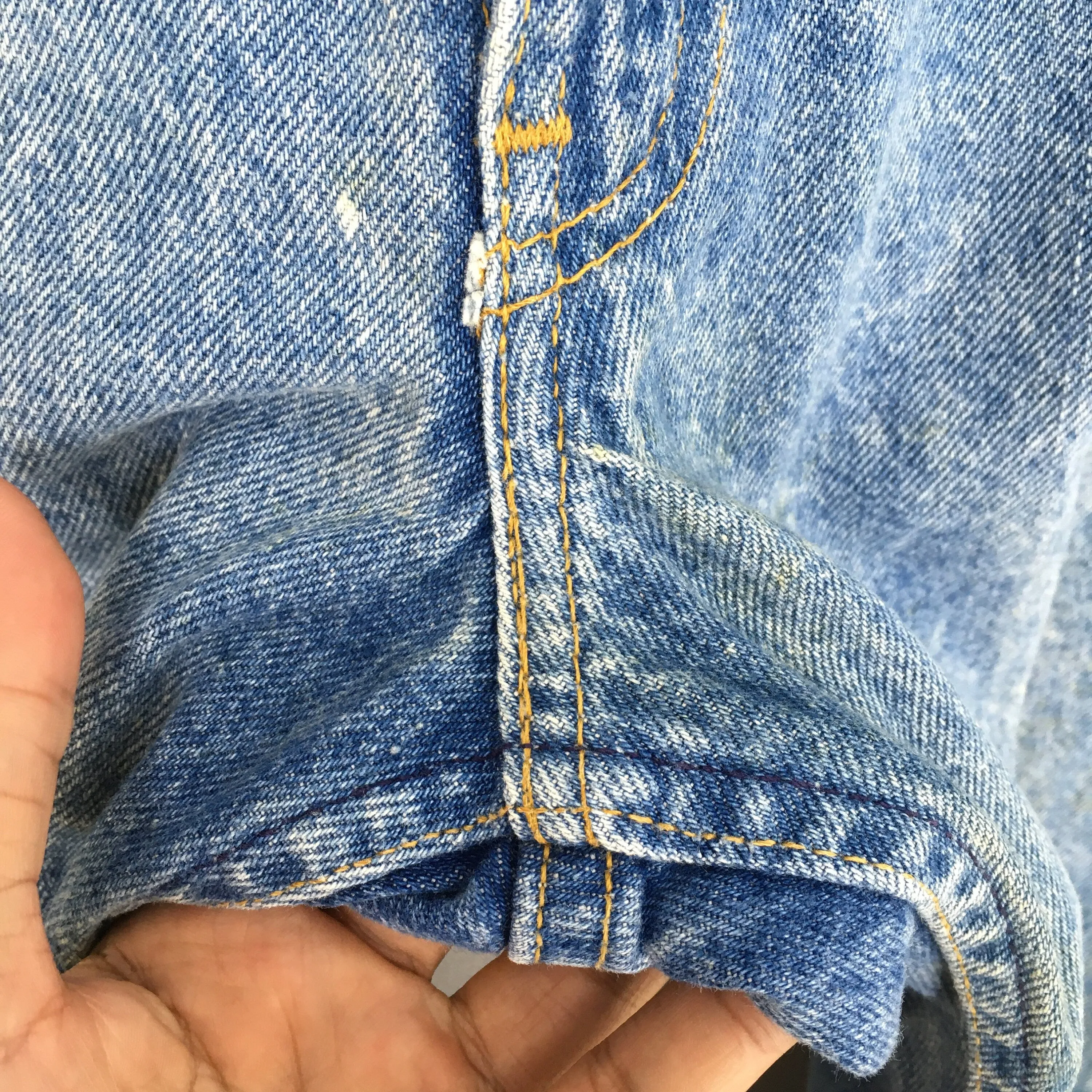 Levi's 610 Faded Blue Mom Jeans Size 26x31