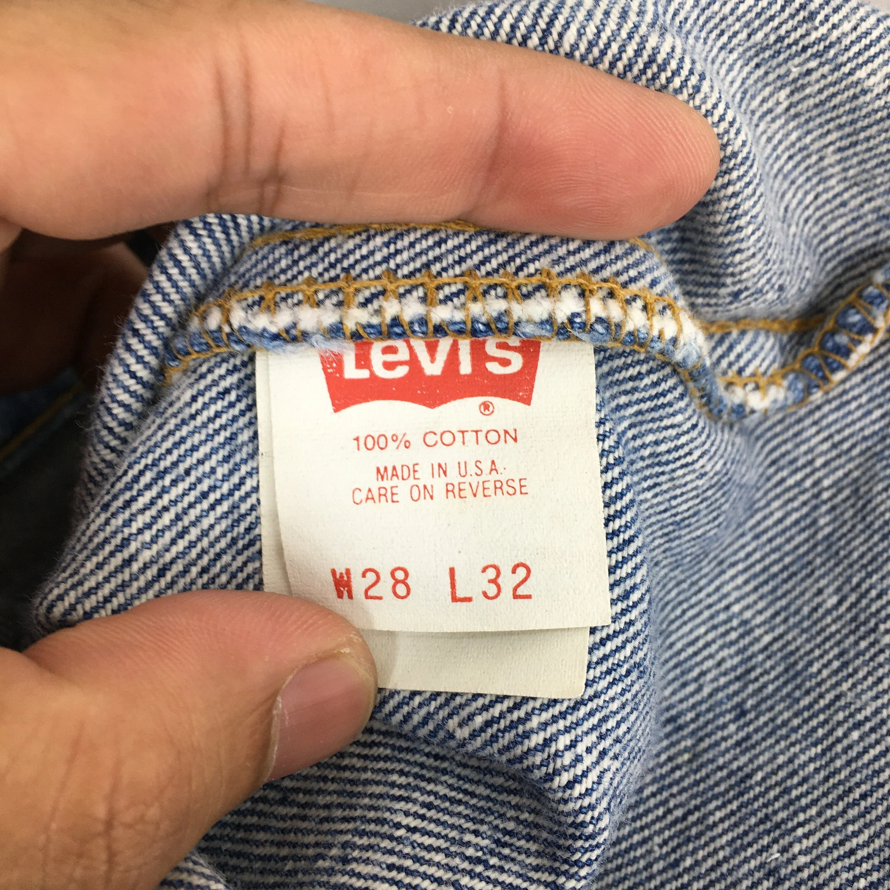 Levi's 610 Faded Blue Mom Jeans Size 26x31