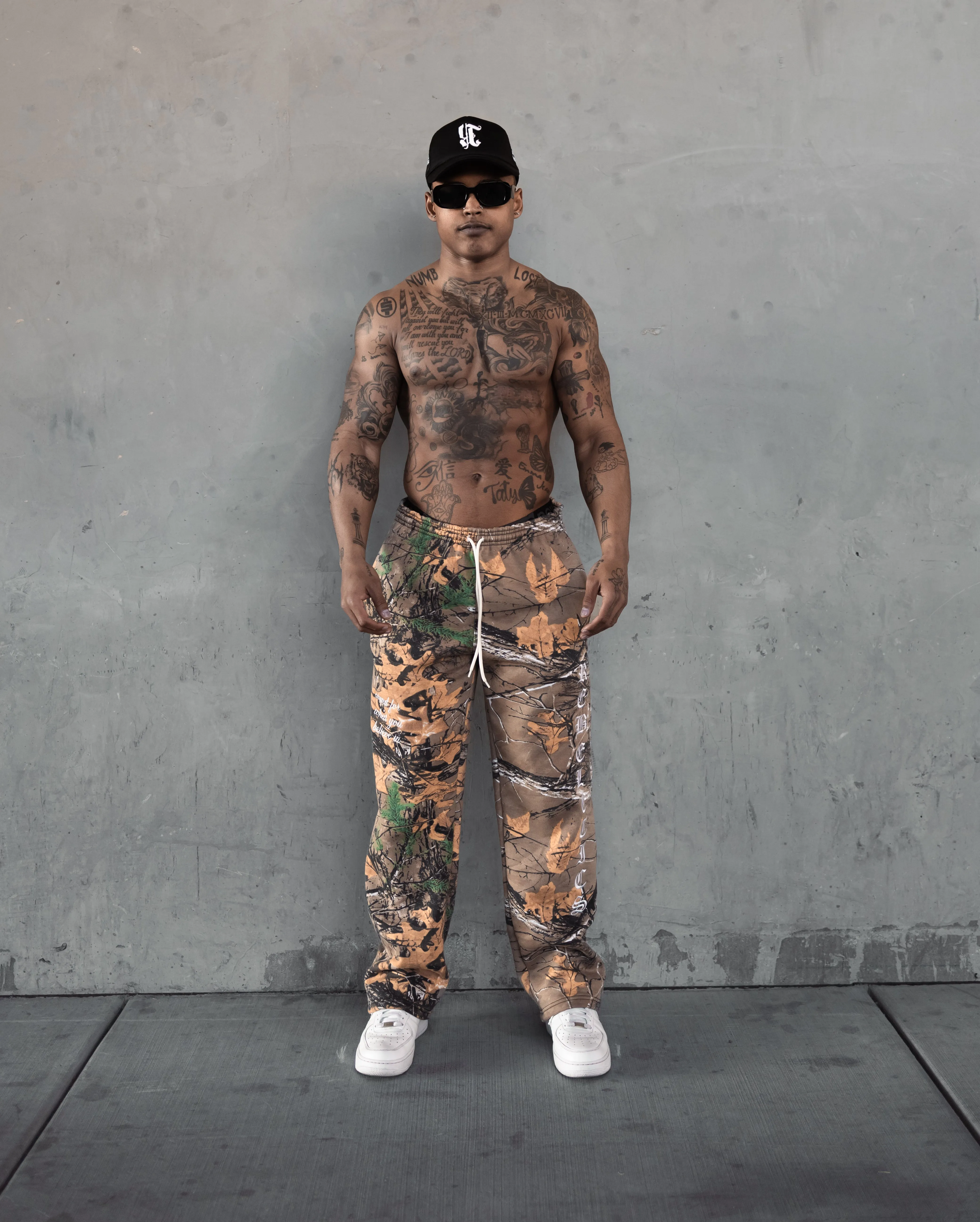 REBELETICS TREE CAMO STRAIGHT LEG SWEATPANTS