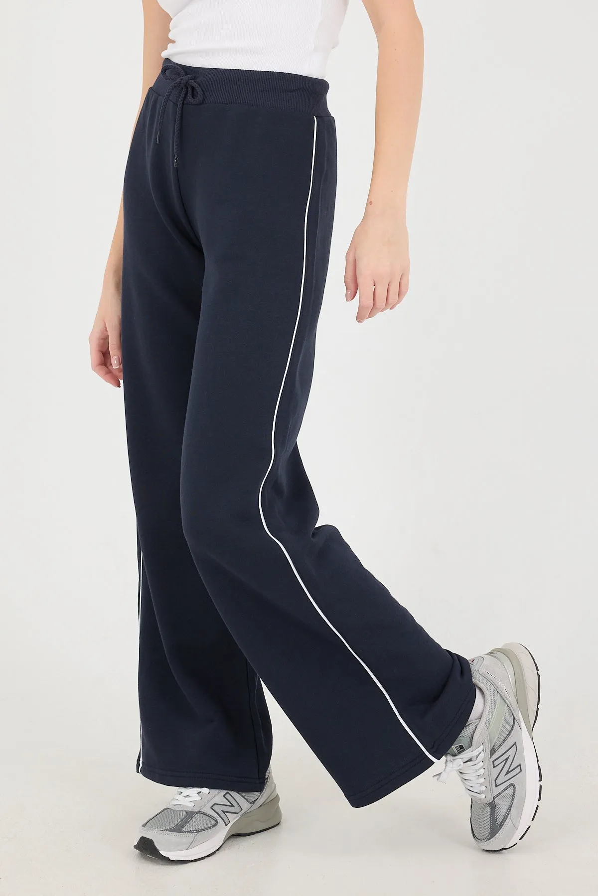 Side Stripe Wide Leg Sweatpants