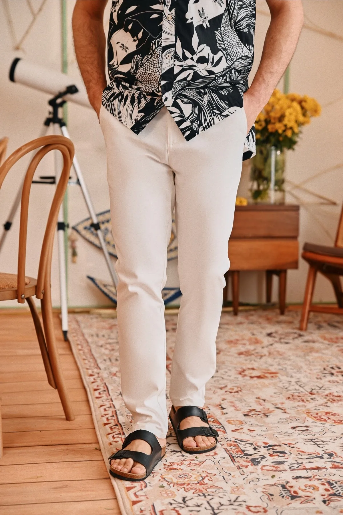The Perfect Men Slim Fit Pants - White