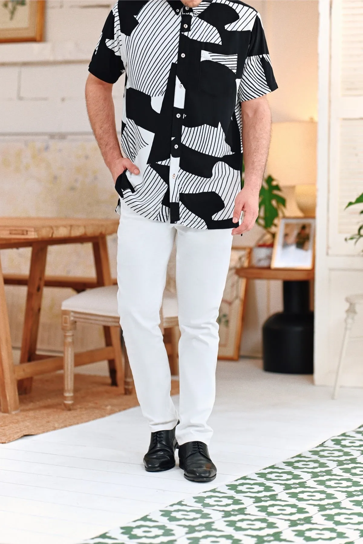 The Perfect Men Slim Fit Pants - White