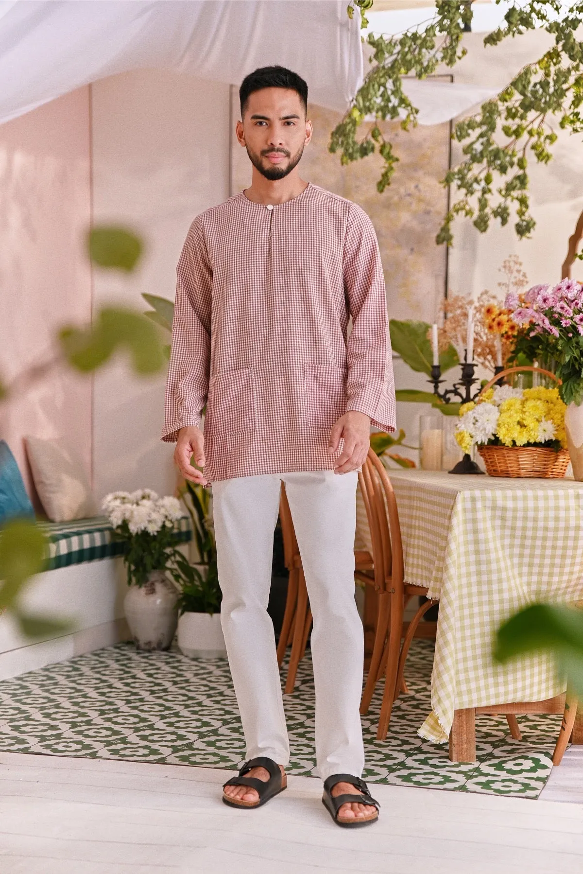 The Perfect Men Slim Fit Pants - White
