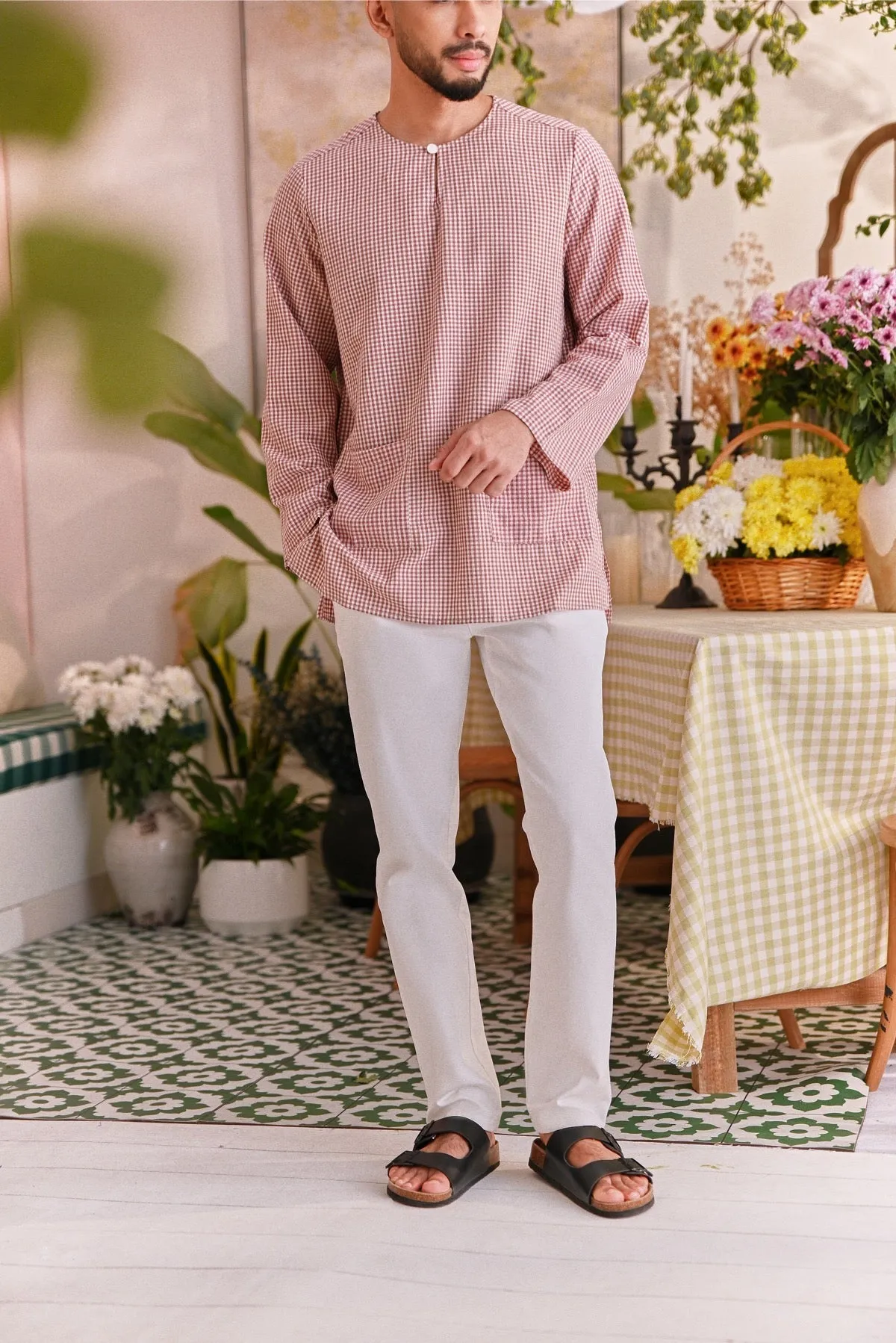 The Perfect Men Slim Fit Pants - White