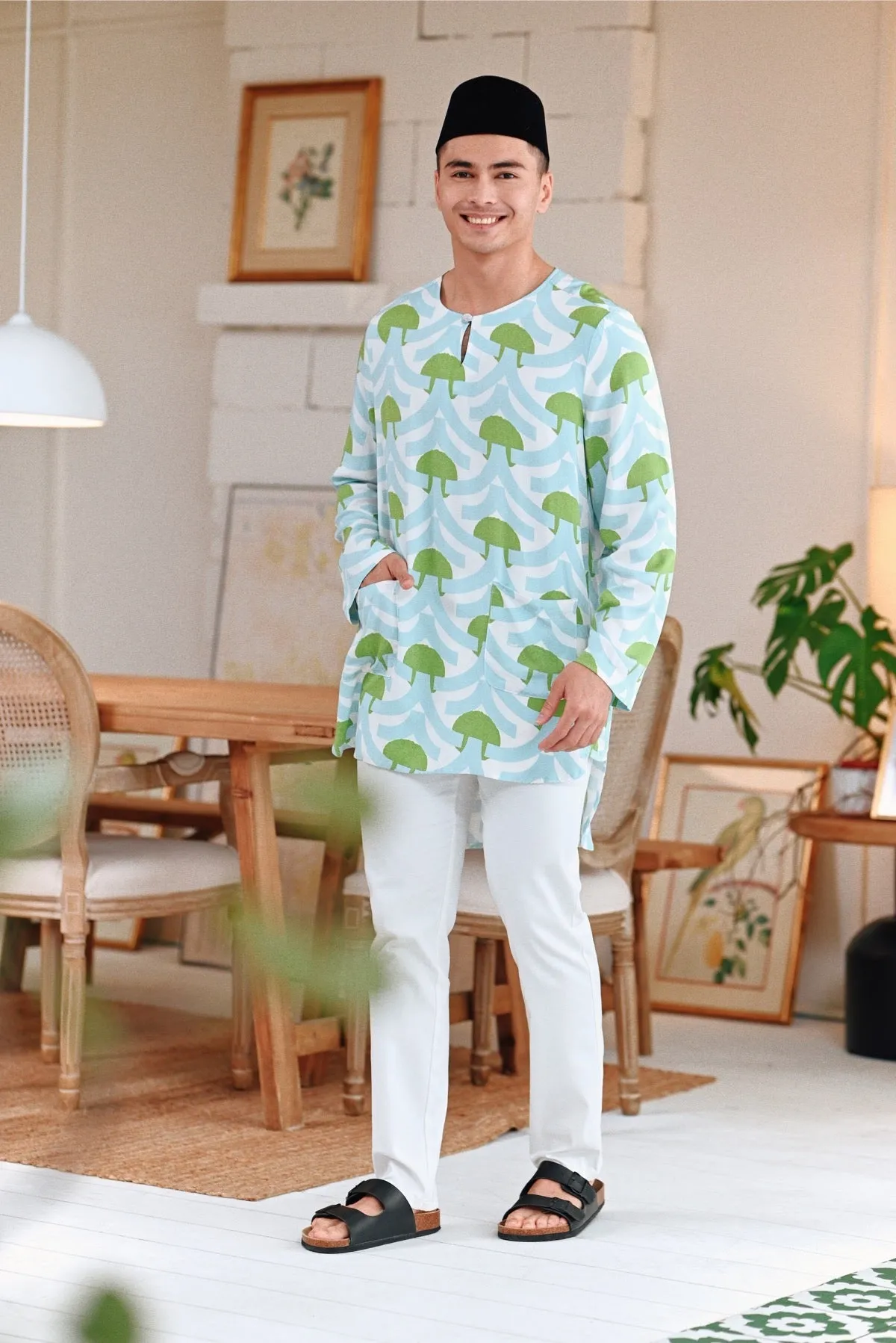 The Perfect Men Slim Fit Pants - White