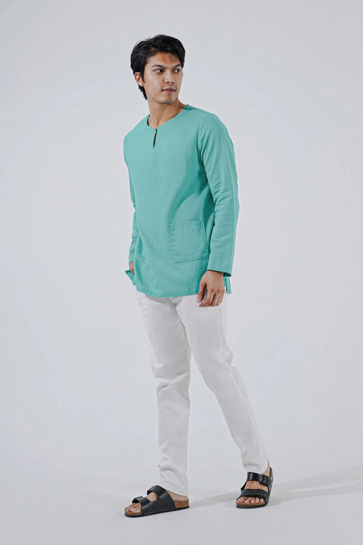 The Perfect Men Slim Fit Pants - White
