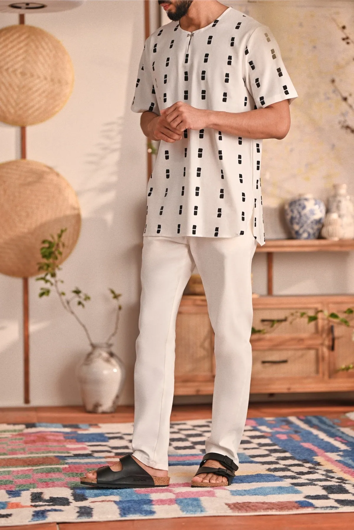 The Perfect Men Slim Fit Pants - White