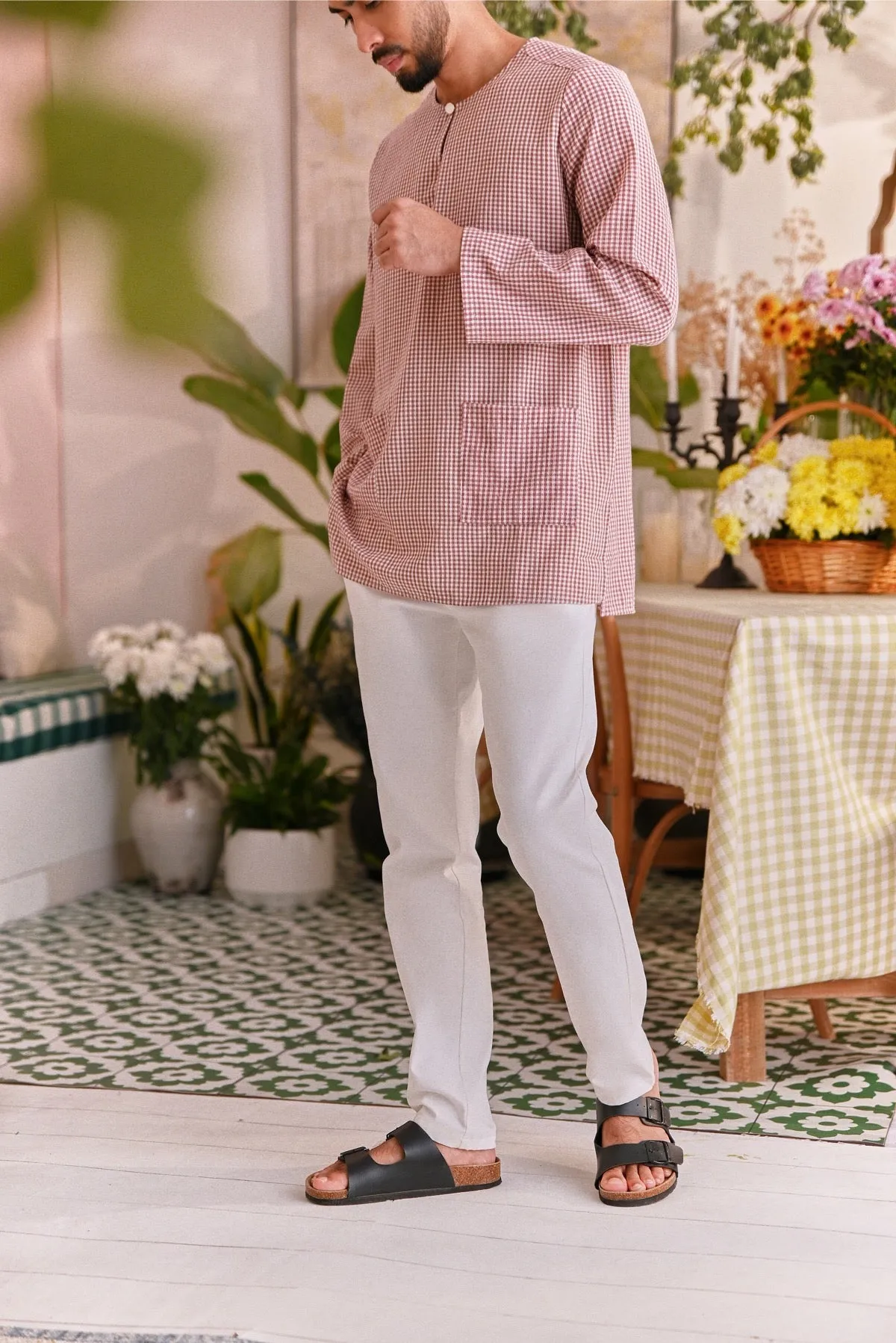 The Perfect Men Slim Fit Pants - White