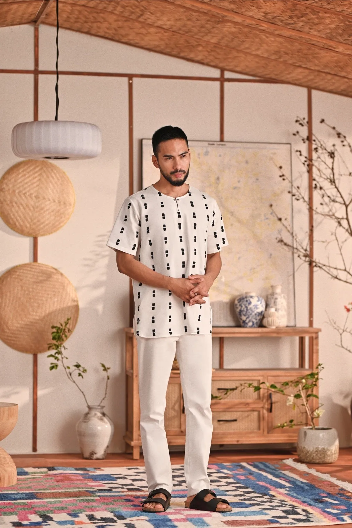 The Perfect Men Slim Fit Pants - White