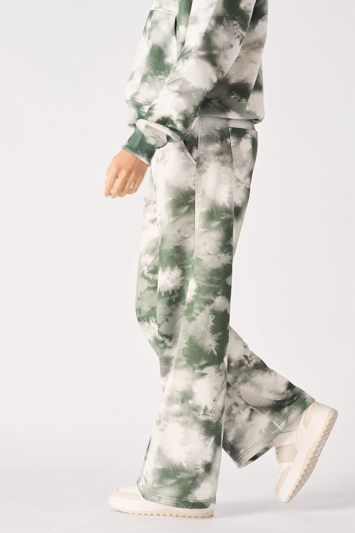 TIE DYE WIDE LEG JOGGER - GREEN