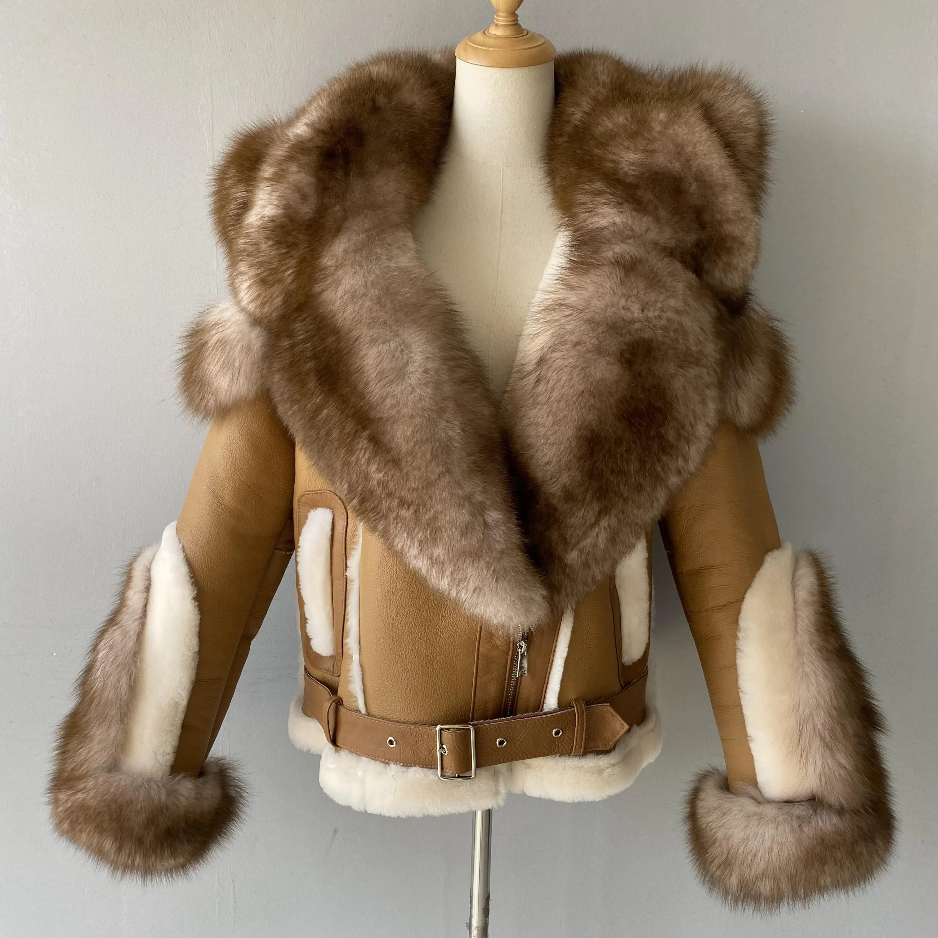 Women Shearling Coat With Real Fox Fur Ladies Winter Thick Warm Lamb Fur Jacket Sheepskin Full Sleeves Outerwear New